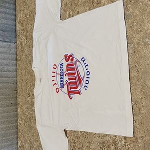 Vintage Minnesota Twins Shirt with Hebrew Lettering *Rare* Women’s large